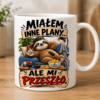 kubek z leniwcem na kanapie z napisemmiałem inne plany ale mi przeszło