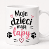 biały kubek z napisem