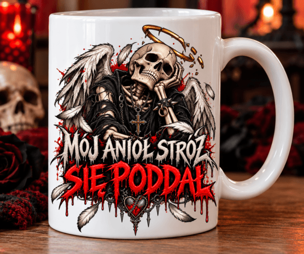 kubek z nadrukiem kościotrupa z napisem mój anioł stróż się poddał